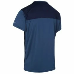 Outdoor Clothing Sales -Outdoor Clothing Sales 5693621 ALT